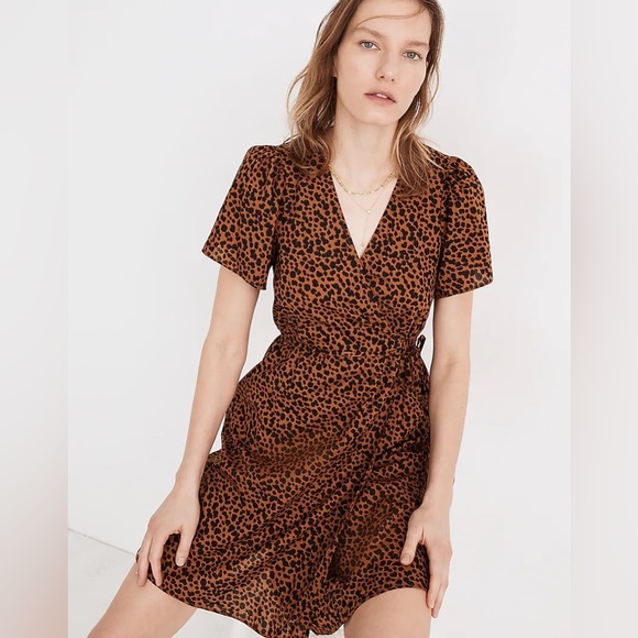 Madewell Dresses & Skirts - Madewell‎ Flutter-Sleeve Wrap Mini Dress in Painted Leopard Size Extra Small